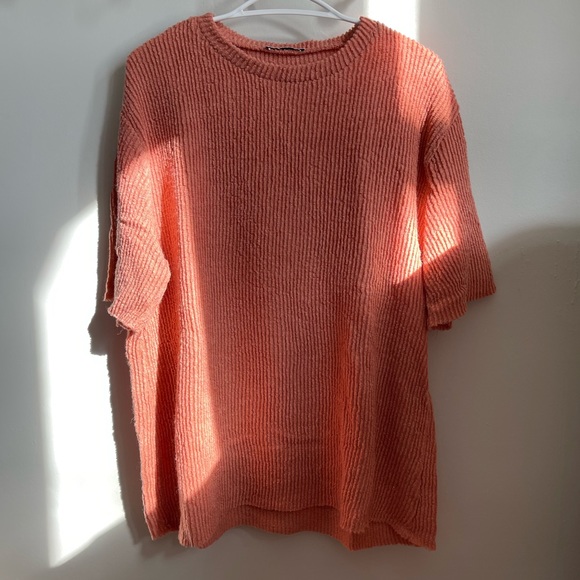 Zara Thick Knit Ribbed T-Shirt - Picture 1 of 7